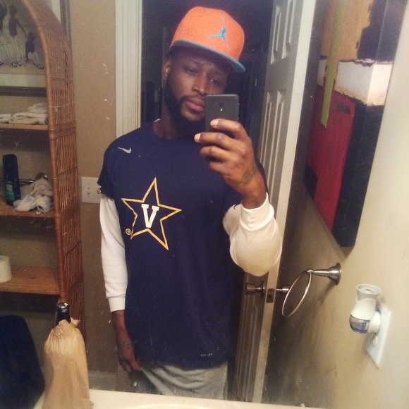 Meet your Posher, Antwan - Picture 1 of 1